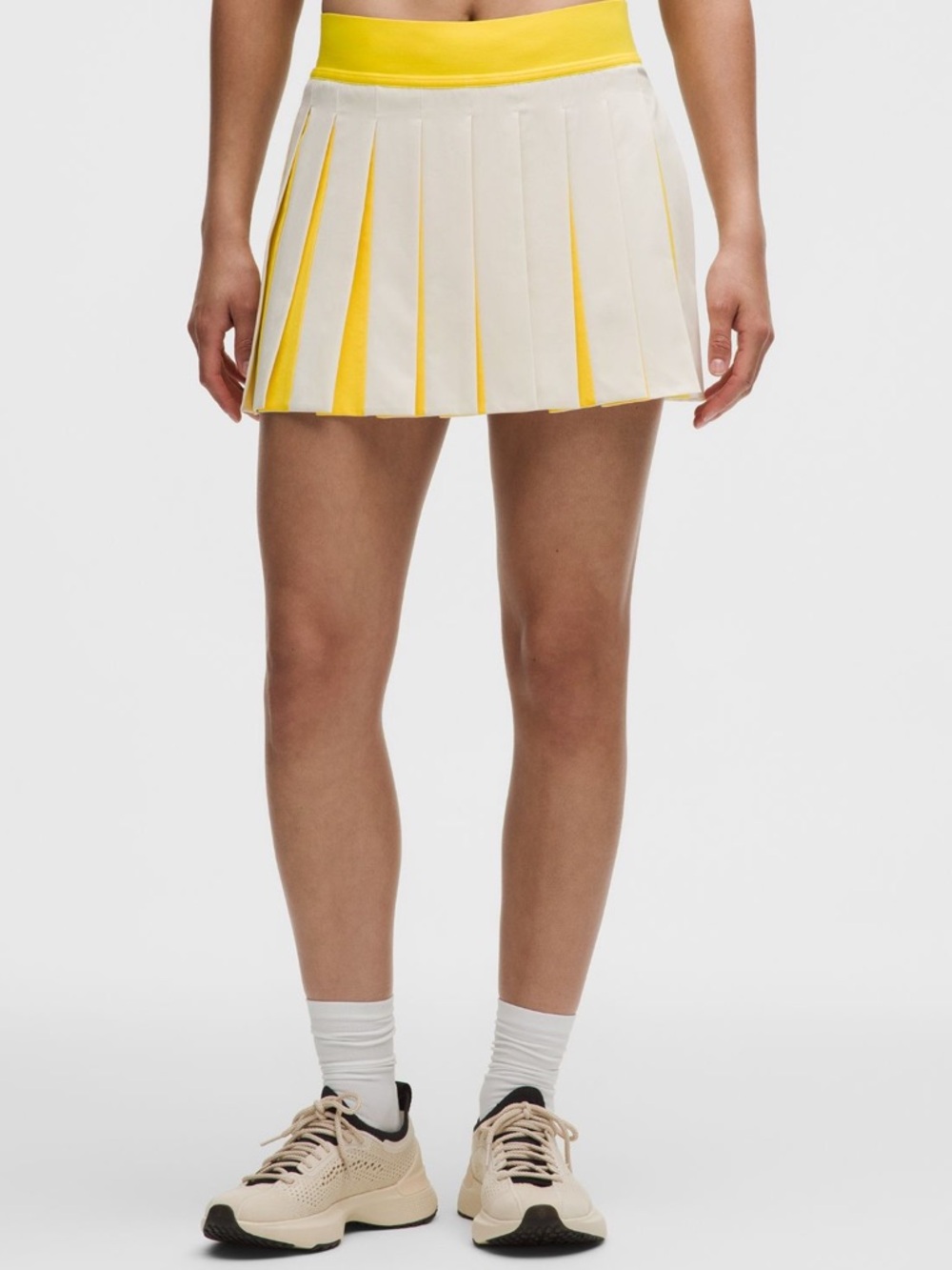 NWT Lululemon Peek-A-Boo Pleat Mid-Rise Tennis Skirt/ Light Ivory/Lemon Lush